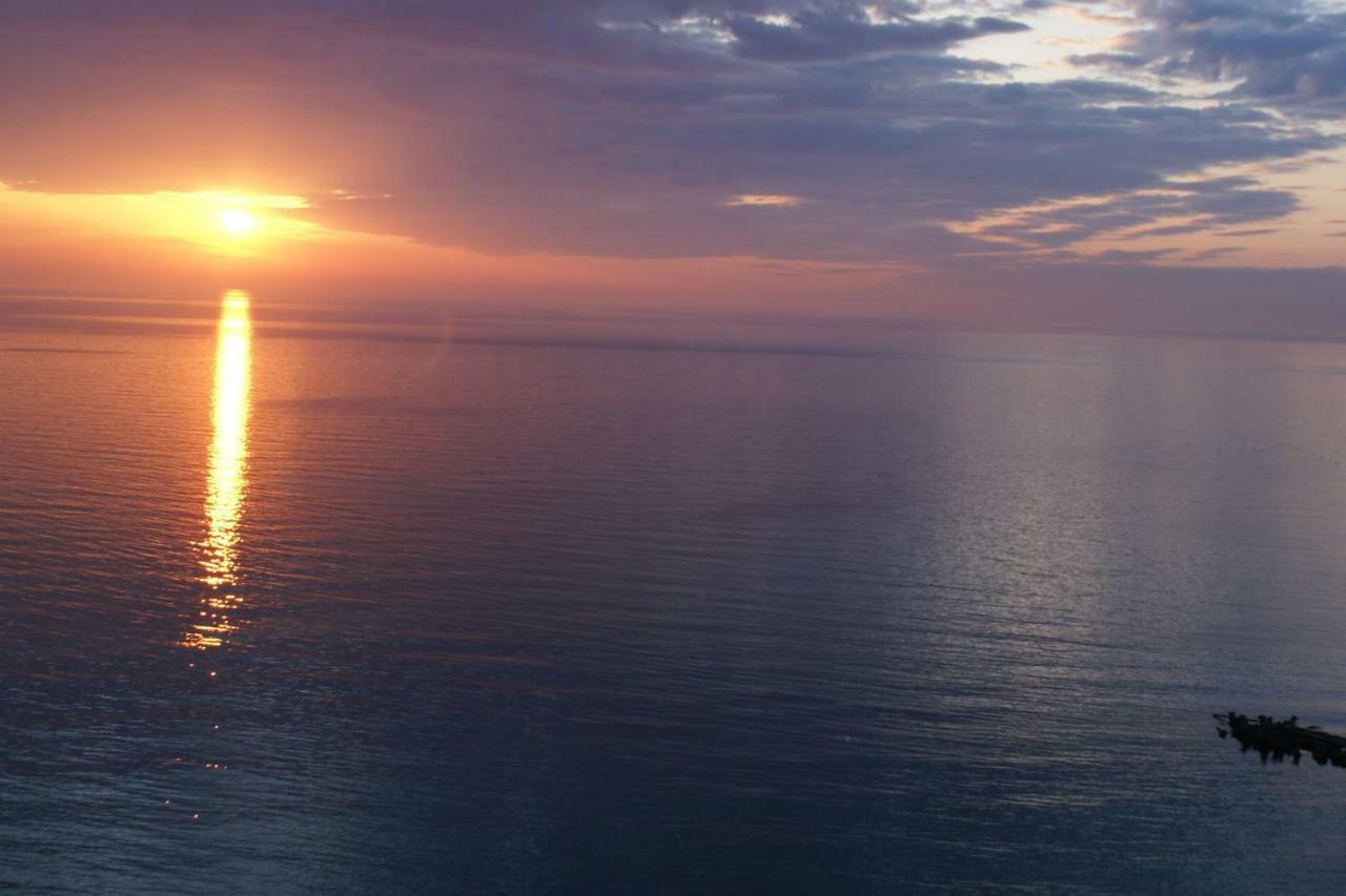 Faleza Nord Sea View Apartment Constanta Luaran gambar